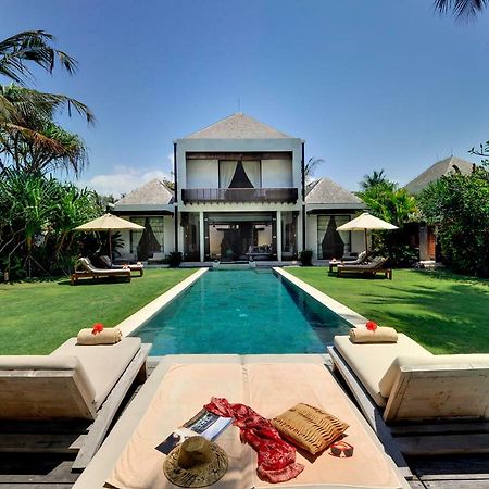 Majapahit Beach Villas By Nakula Ketewel Exterior photo