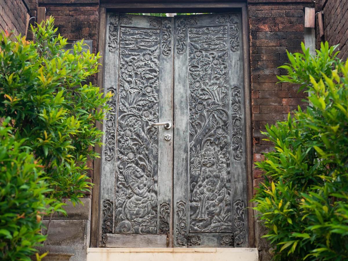 Majapahit Beach Villas By Nakula Ketewel Exterior photo