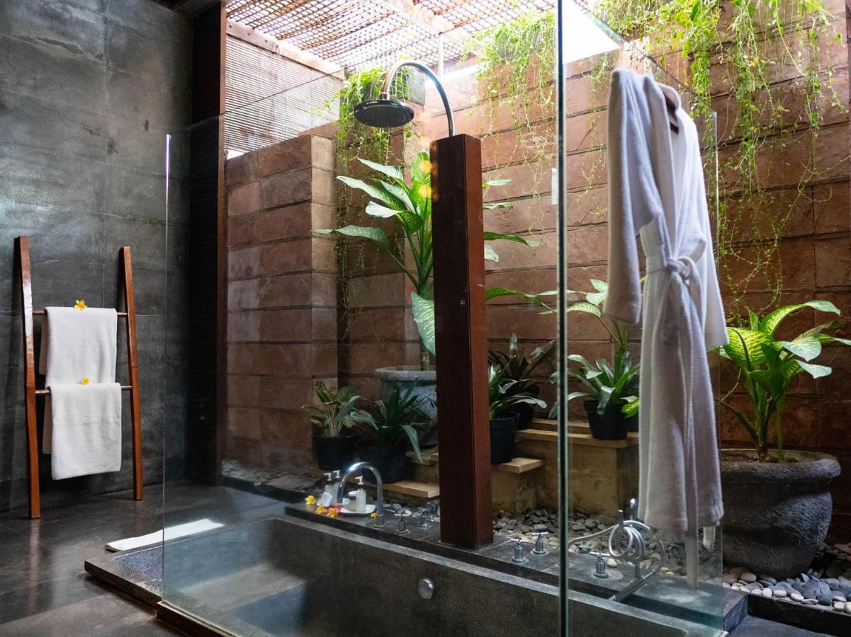 Majapahit Beach Villas By Nakula Ketewel Exterior photo