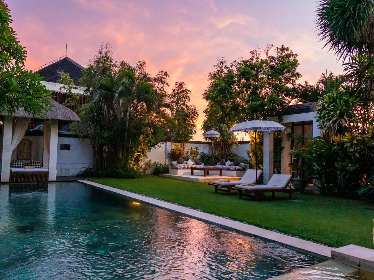 Majapahit Beach Villas By Nakula Ketewel Exterior photo