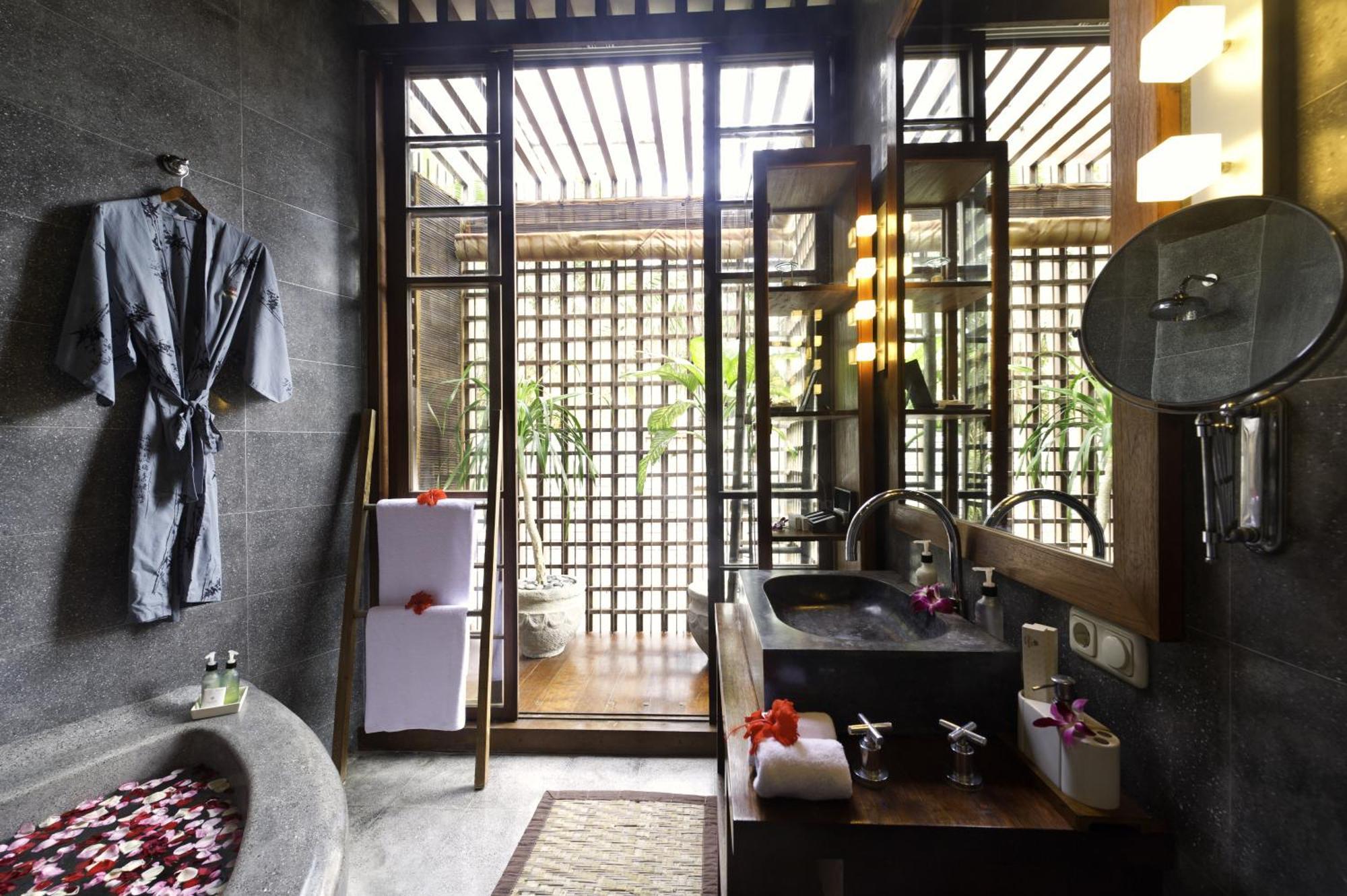 Majapahit Beach Villas By Nakula Ketewel Exterior photo